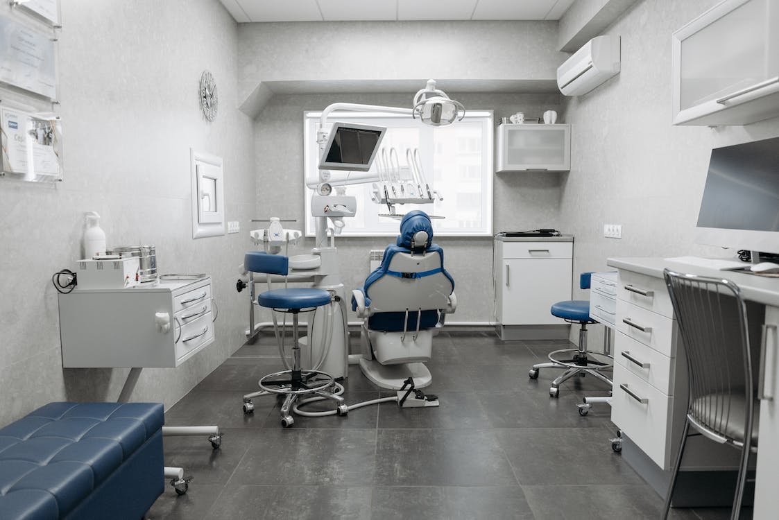 Things to Consider Before Buying New Dental Equipment Online